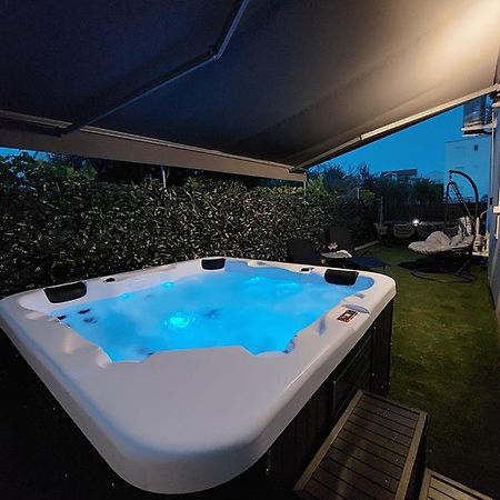 Garden Apartment Leoma With Free Parking! 扎达尔 外观 照片