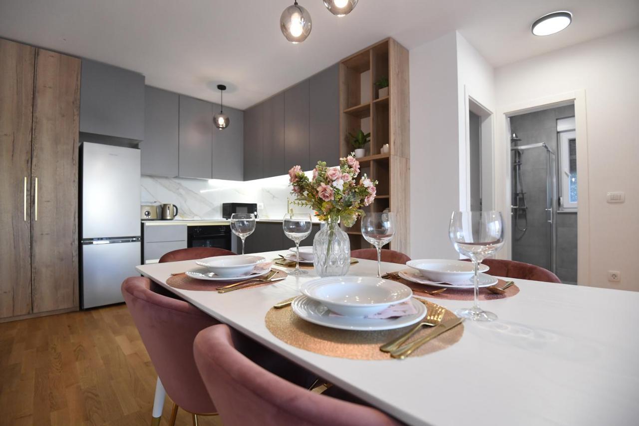 Garden Apartment Leoma With Free Parking! 扎达尔 外观 照片