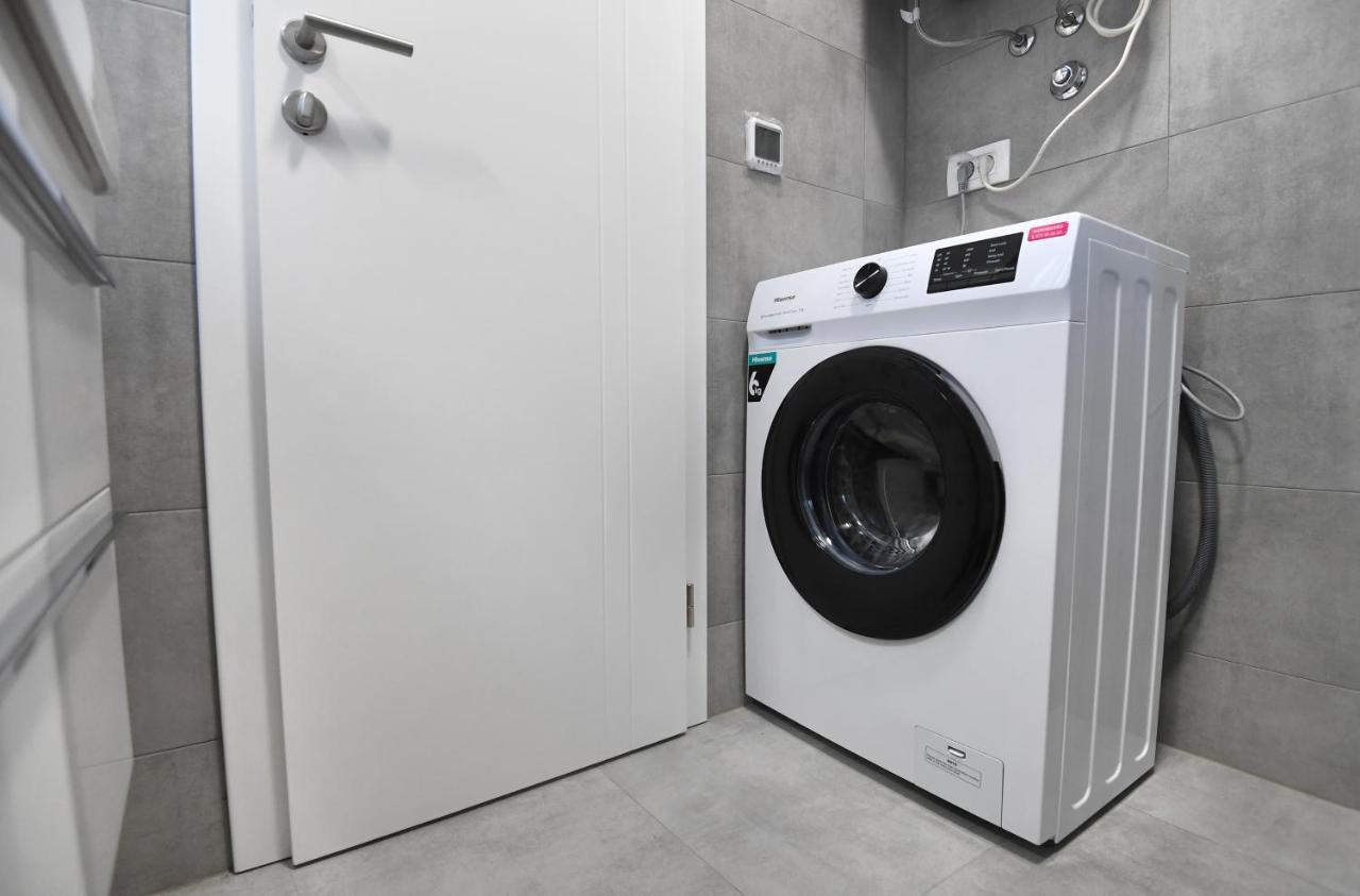 Garden Apartment Leoma With Free Parking! 扎达尔 外观 照片