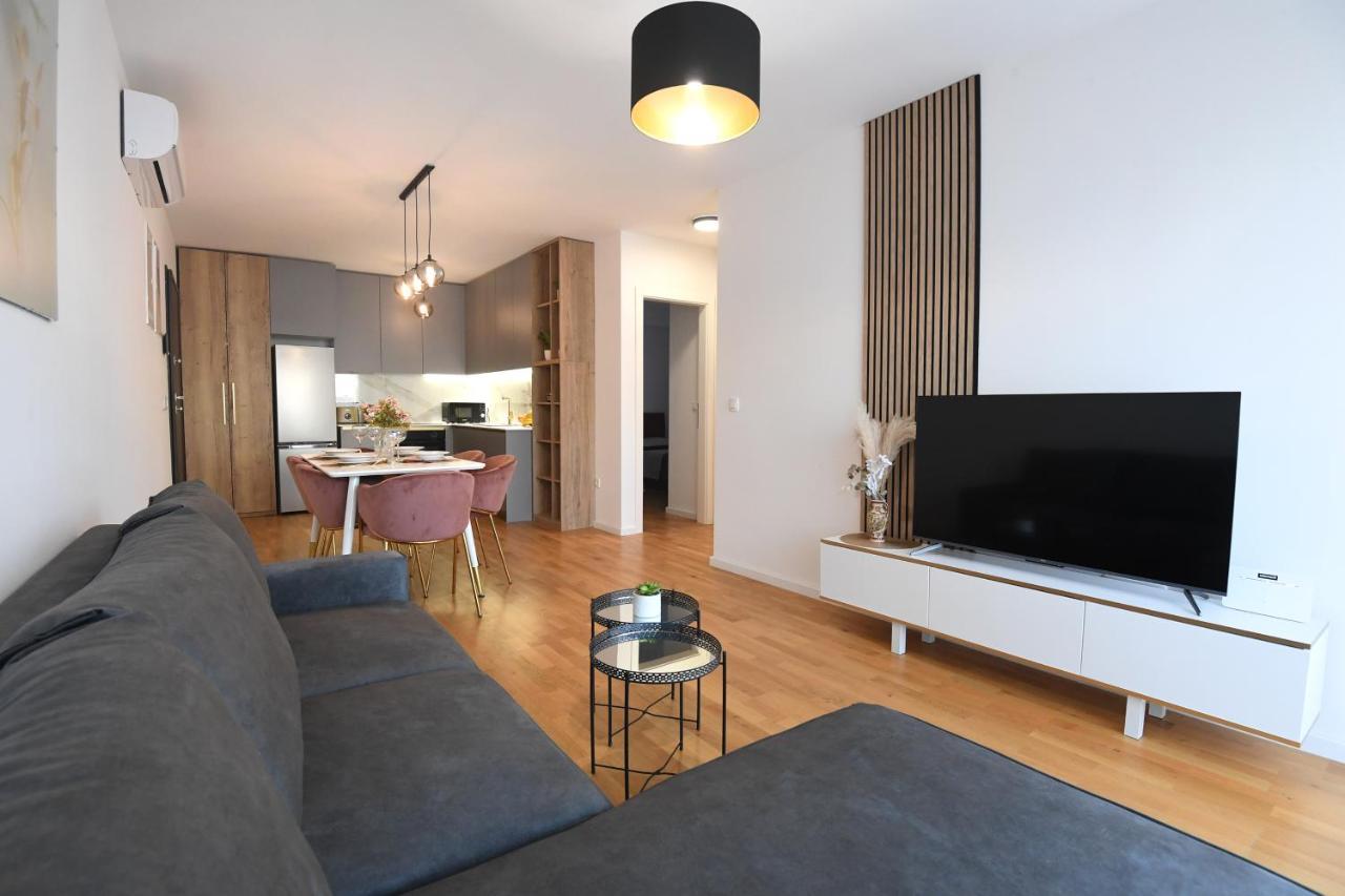 Garden Apartment Leoma With Free Parking! 扎达尔 外观 照片